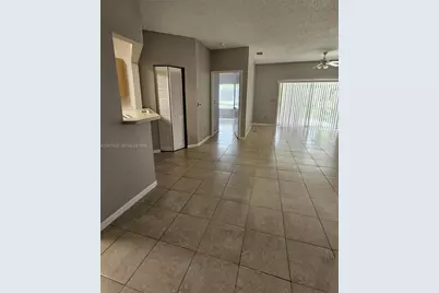 1275 SW 48th Ter #1275, Deerfield Beach, FL 33442 - Photo 9