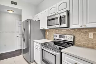 7085 Nova Dr, Davie, FL 33317 - Photo 13