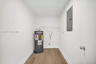 11812 NE 14th Ave, Miami, FL 33161 - Photo 9