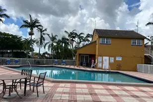 9715 Fontainebleau Blvd, Miami, FL 33172 - Photo 37