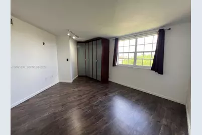 9715 Fontainebleau Blvd #E308, Miami, FL 33172 - Photo 23