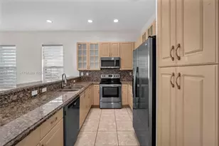 14634 SW 5th St, Pembroke Pines, FL 33027 - Photo 31