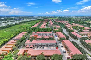 14634 SW 5th St, Pembroke Pines, FL 33027 - Photo 3