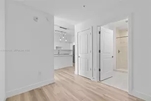 101 Diplomat Pkwy, Hallandale Beach, FL 33009 - Photo 27