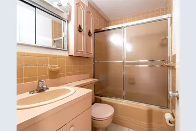 947 Lincoln St, Hollywood, FL 33019 - Photo 15