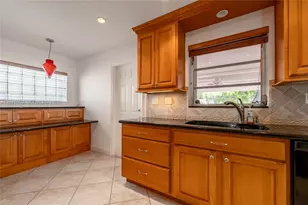 947 Lincoln St, Hollywood, FL 33019 - Photo 23