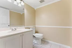 8801 SW 9th Ct, Pembroke Pines, FL 33025 - Photo 15