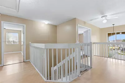 8801 SW 9th Ct, Pembroke Pines, FL 33025 - Photo 17