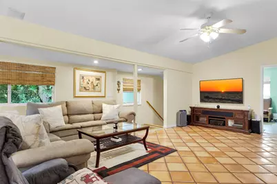 323 Bay View Ave, Key Largo, FL 33037 - Photo 11