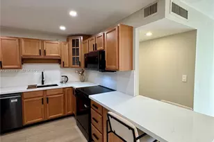 2851 NE 183rd St, Aventura, FL 33160 - Photo 7