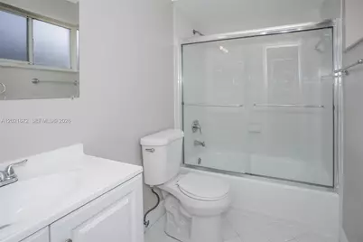 12324 SW 198th St, Miami, FL 33177 - Photo 13