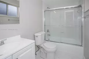 12324 SW 198th St, Miami, FL 33177 - Photo 13