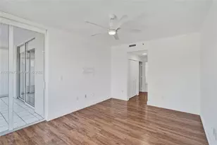 9725 NW 52nd St, Doral, FL 33178 - Photo 35