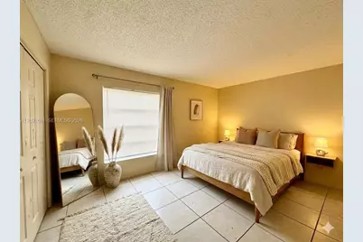 17650 NW 68th Ave #A2005, Hialeah, FL 33015 - Photo 3