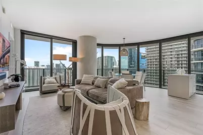55 SW 9th St #4001, Miami, FL 33130 - Photo 1