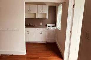 850 81st St, Miami Beach, FL 33141 - Photo 15