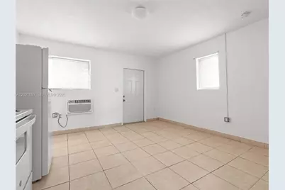 651 SW 4th Ave, Homestead, FL 33030 - Photo 9