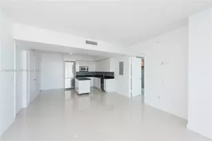 92 SW 3rd St, Miami, FL 33130 - Photo 7