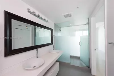 92 SW 3rd Street #2812, Miami, FL 33130 - Photo 13