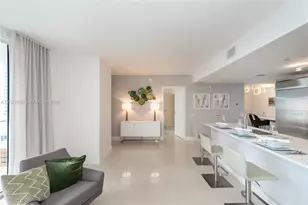 1300 Brickell Bay Dr, Miami, FL 33131 - Photo 5