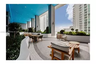 1300 Brickell Bay Dr, Miami, FL 33131 - Photo 49
