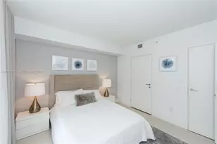1300 Brickell Bay Dr, Miami, FL 33131 - Photo 13