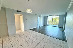 3660 NE 166th St, North Miami Beach, FL 33160 - Photo 9