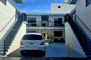 322 Harding St, Hollywood, FL 33019 - Photo 21