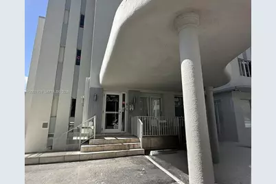 3700 Collins Ave #S-306, Miami Beach, FL 33140 - Photo 7