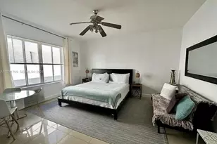 3700 Collins Ave, Miami Beach, FL 33140 - Photo 3