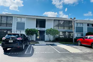 9715 Hammocks Blvd, Miami, FL 33196 - Photo 3