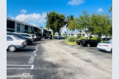 9715 Hammocks Blvd #103, Miami, FL 33196 - Photo 7