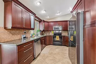 483 NW 107th Ave, Coral Springs, FL 33071 - Photo 31