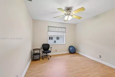 483 NW 107th Ave, Coral Springs, FL 33071 - Photo 17