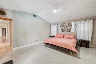 483 NW 107th Ave, Coral Springs, FL 33071 - Photo 9