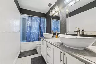 483 NW 107th Ave, Coral Springs, FL 33071 - Photo 19