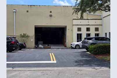 10420 NW 37th Ter, Doral, FL 33178 - Photo 3