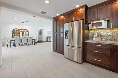 1183 Robin Ave, Miami Springs, FL 33166 - Photo 13