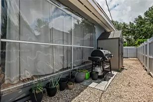 1183 Robin Ave, Miami Springs, FL 33166 - Photo 29