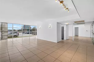 2000 Atlantic Shores Blvd, Hallandale Beach, FL 33009 - Photo 9
