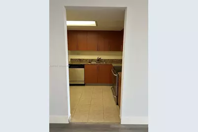3300 NE 192nd St #616, Aventura, FL 33180 - Photo 9