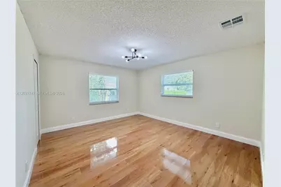 1555 NW 6th Ave, Pompano Beach, FL 33060 - Photo 25