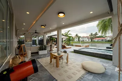 11155 NW 70th St, Doral, FL 33178 - Photo 43