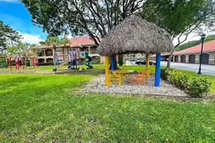 215 SW 117th Terrace, Pembroke Pines, FL 33025 - Photo 19