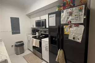 215 SW 117th Terrace, Pembroke Pines, FL 33025 - Photo 11