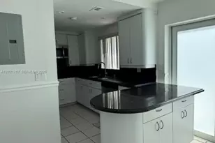 11 SW 109th Ave, Sweetwater, FL 33174 - Photo 7