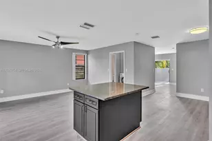 14212 NE 4th Ave, Miami, FL 33161 - Photo 7