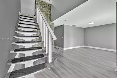 14212 NE 4th Ave, Miami, FL 33161 - Photo 13