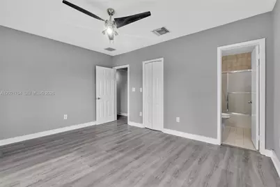 14212 NE 4th Ave, Miami, FL 33161 - Photo 17