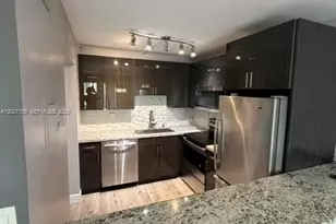 9440 SW 8th St, Boca Raton, FL 33428 - Photo 13